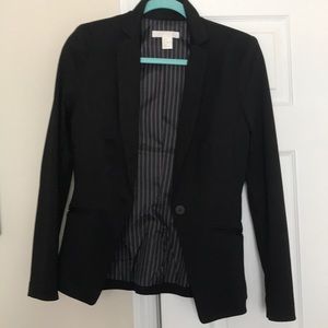 New without tags H&M black blazer 4